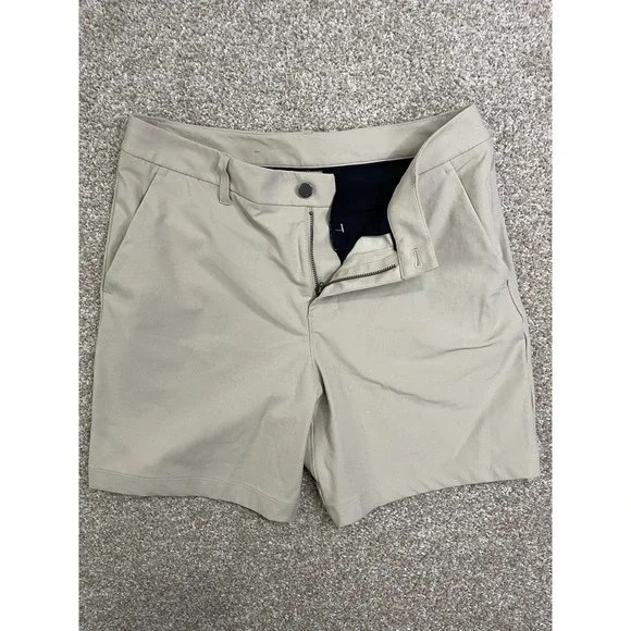 Lululemon Commission‎ Relaxed Fit Khaki Chino Shorts  Inseam Men's Size 32 - Picture 10 of 11